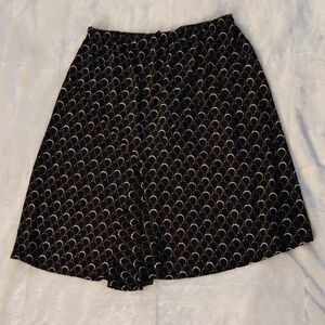 Uniform by JohnPaulRichard A line Black Skirt With White Print Size XL